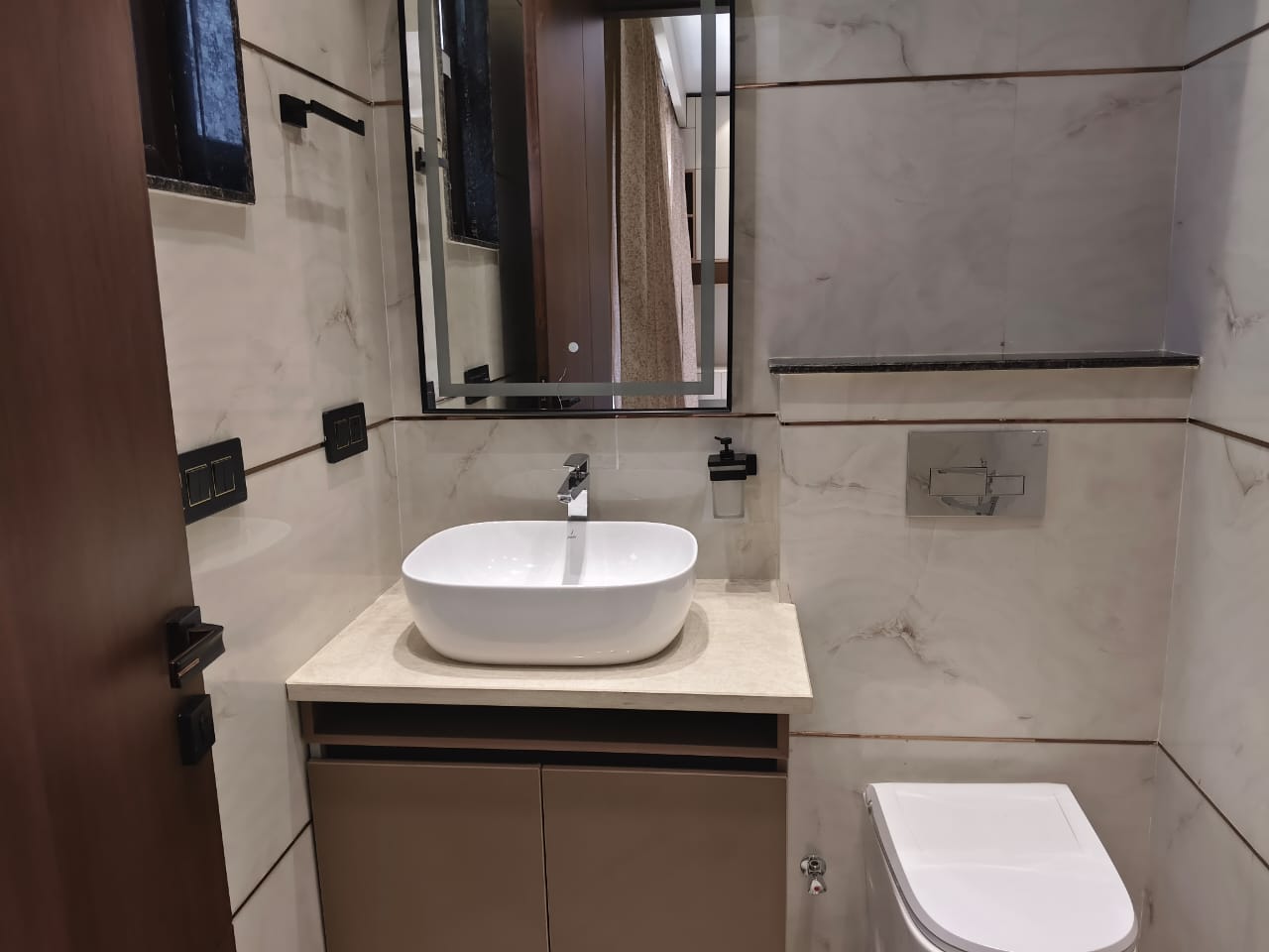 Luxury Floors in Sohna Road
