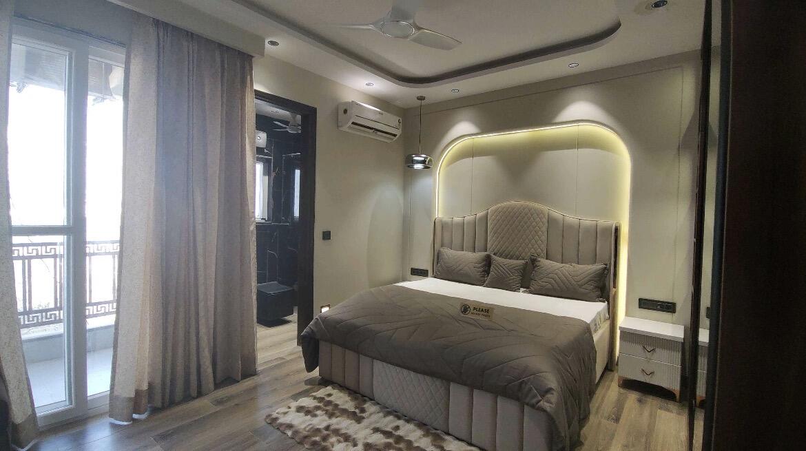 Luxury Floors in Sohna Road